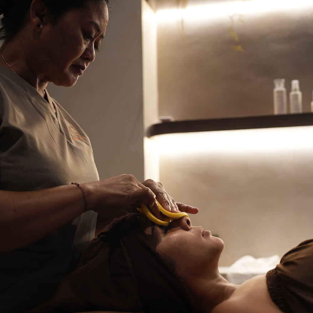 scalp-microbiome-balancing-ingredients-dandruff-treatment