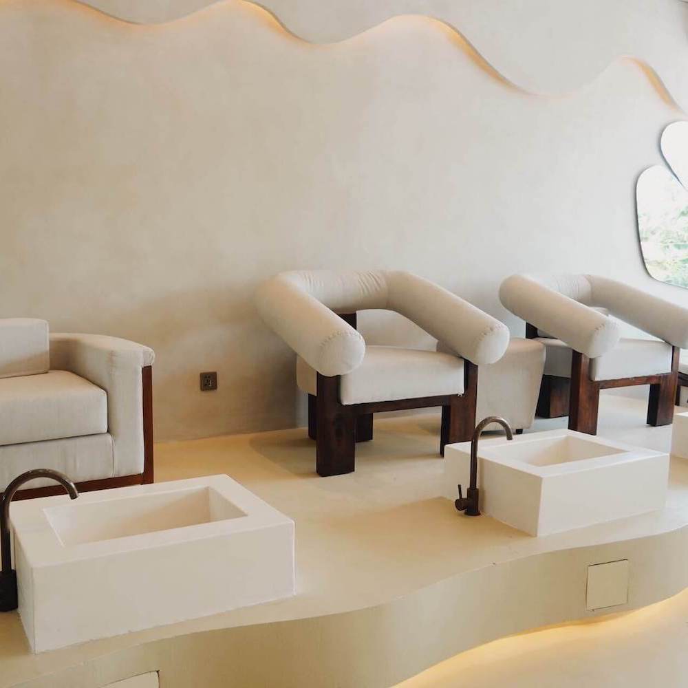 The hygienic and modern nail design station for Nail Art and Extensions Bali at Solve Sana